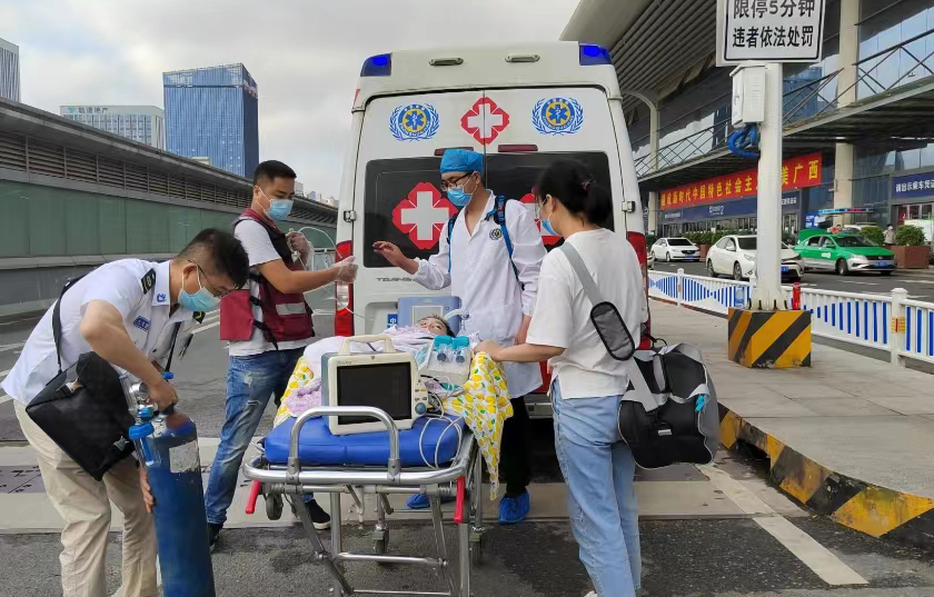 永福县救护车出租公司